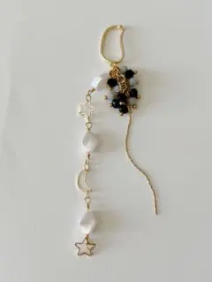 ハンドメイド イヤーカフ 星と月のデザイン