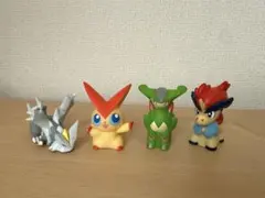 ポケモンキッズ フィギュア BW 伝説、幻4体セットのサムネイル
