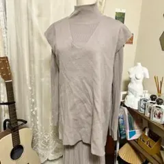 グレージュ ニットセットアップ タートル ワンピース Vネックベスト 重ね着
