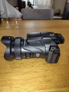 12ABM027【動作品】Nikon COOLPIX P100 本体、バッテリー｜Nikon