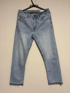 【週末限定価格】 ZARA ザラ デニム ジーンズ ダメージ 加工 プチプラ7号