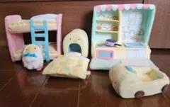 専用【中古・10点】すみっコぐらし ハウス だがし屋 2段ベッド他 ぬいぐるみ メルカリ