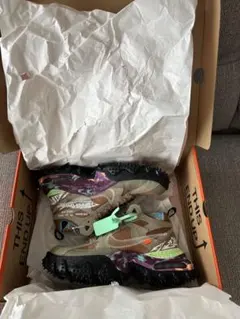 Off-White Nike Air Max 90 ベージュ/マルチカラー