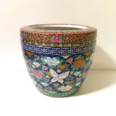 時代物 伊万里焼 十錦手火鉢 粉彩牡丹花蝶紋睡蓮鉢 骨董品 時代物 伊万里焼 十錦手火鉢 粉彩牡丹花蝶紋睡蓮鉢 骨董品 - メルカリ