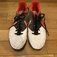 Nike サッカーシューズ ホワイト/ブラック/レッド