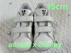adidas Disneyコラボ　スニーカー