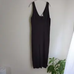 美品H&M ダークブラウン ニットワンピース
