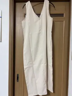 アウトレット　訳あり　M　ベージュ　ロング　ワンピース　スリット　オールインワン