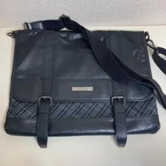 ▼BURBERRY BLACK LABEL メッセンジャーバッグ　ブラックのサムネイル