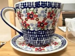［ポーランド食器］花柄デザイン カップ・ソーサーセット