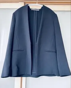 theory luxe ノーカラージャケット ネイビーのサムネイル