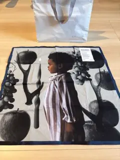 <新品未使用>MARL MARL ハンカチ55cmx55xm 鉛筆