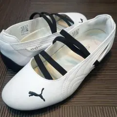 Pumaスピードキャットバレエシューズ ホワイト/ブラック - メルカリ