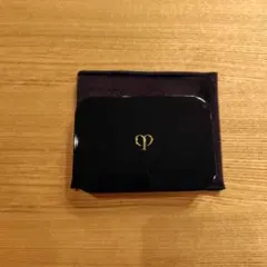 クレ・ド・ポー・ボーテ タンプードルエクラII オークル20