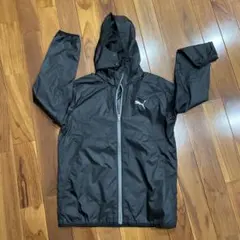 PUMA フード付きウィンドブレーカー ブラック　薄手