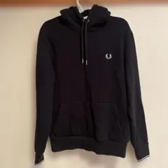 フレッドペリー　黒 パーカー