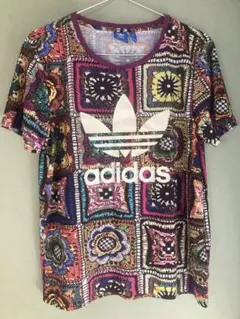adidas originals 花柄 Tシャツ