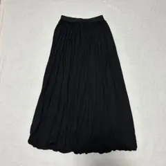 GU プリーツスカート 黒 222-279462 - メルカリ