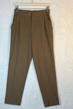 テーパード スラックス