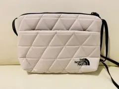 THE NORTH FACE キルティングショルダーバッグ