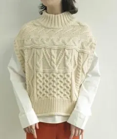 【VACANCY】パッチワークケーブルニットベスト