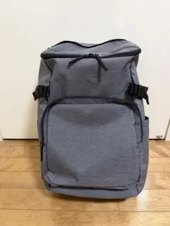 無印良品　肩の負担を軽くする　撥水上から開くリュックサック