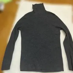 グレー リブ編み タートルネックセーター Ｌ