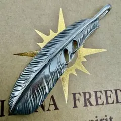 本日限定】ARIZONA FREEDOM フェザーペンダントトップ2点セット - メルカリ