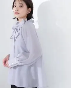 美品】きれいめ ボウタイブラウス UNTITLED サックスブルー 04 - メルカリ