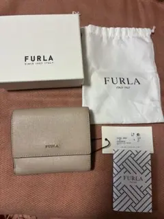 FURLA二つ折財布