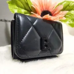 バレンシアガ 三つ折り財布 コンパクト Bロゴ クロコ型押し レザー 黒