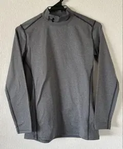 美品★UNDER ARMOUR 裏起毛 コールドギア　YLG 140cm位から