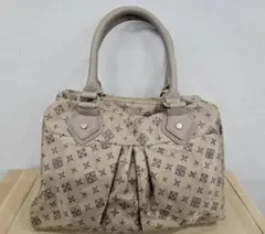 Item thumbnail for item 7b62fbf7-5217-4d2f-a339-a77fcf07f773