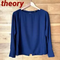 【Theory luxe セオリーリュクス】長袖クルーネックブラウス サイズ38のサムネイル