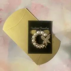 【SALE】ブローチ　パール　入学式　フォーマル　蝶❁⃘*.゜