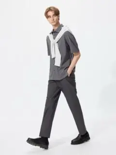 1回着用 ユニクロ 感動パンツ 2WAYストレッチ ウールライク ダークグレー