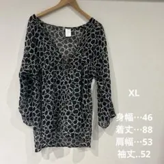 XL ブラック ホワイト 円形模様 Vネックシャツ