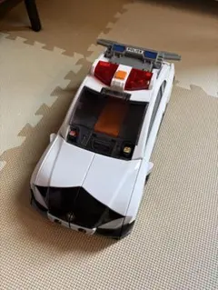 トミカタウン ビッグに変形！デカパトロールカー