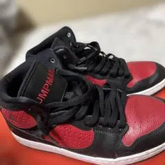 ジャンプマン ブラック/レッド ハイカットスニーカー