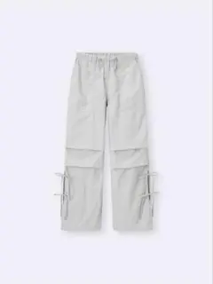 テックプルオンパンツ　GU Mサイズ　ライトグレー