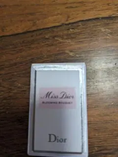 ミスディオール ブルーミングブーケ 5ml