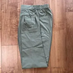 グローバルワーク　ウツクシルエットDRYテーパードパンツ　グリーン