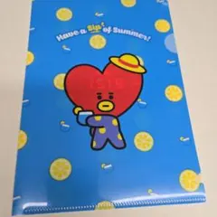 BT21 TATA クリアファイル レッド - メルカリ