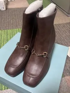 a.v.v ショートブーツ ブラウン 23cm 新品