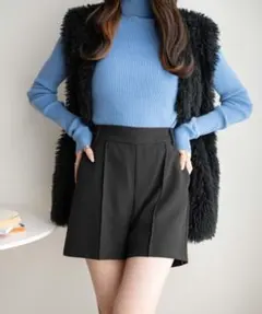 WEGO タック入り ブラック ショートパンツ