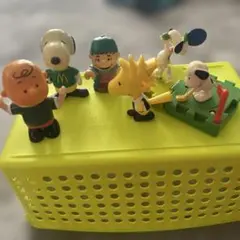 スヌーピー と仲間達フィギュアセット 6体
