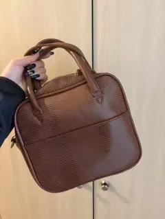 ブラウンショルダーバッグ