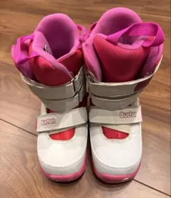 子ども用スノーボードブーツ