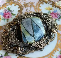 アイスブルー グレー 七宝 クラシカル装飾 ブローチ兼ペンダントトップ 大ぶり