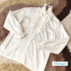 ⭐️レトロ古着　ホワイト　パール　フリル　ブラウス⭐️昭和　ヴィンテージ 白　春のサムネイル